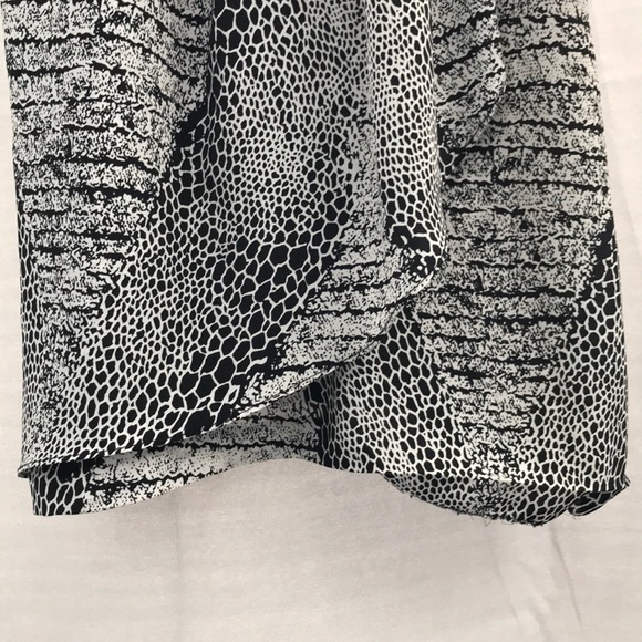 VINTAGE 80s black and white Print Dress - Picture 9 of 13